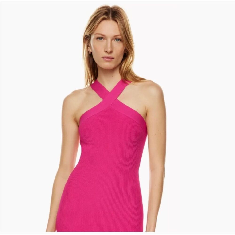 GUESS WOMEN'S FUCHSIA SCULPT RIBBED KNIT HALTER CRISS CROSS DRESS Sz M